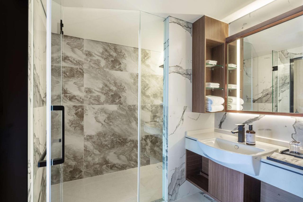 Best Western Click Sathorn 11 Bangkok Luaran gambar