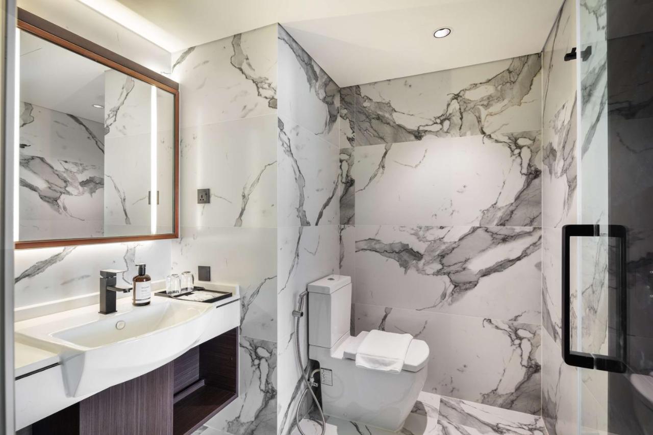 Best Western Click Sathorn 11 Bangkok Luaran gambar