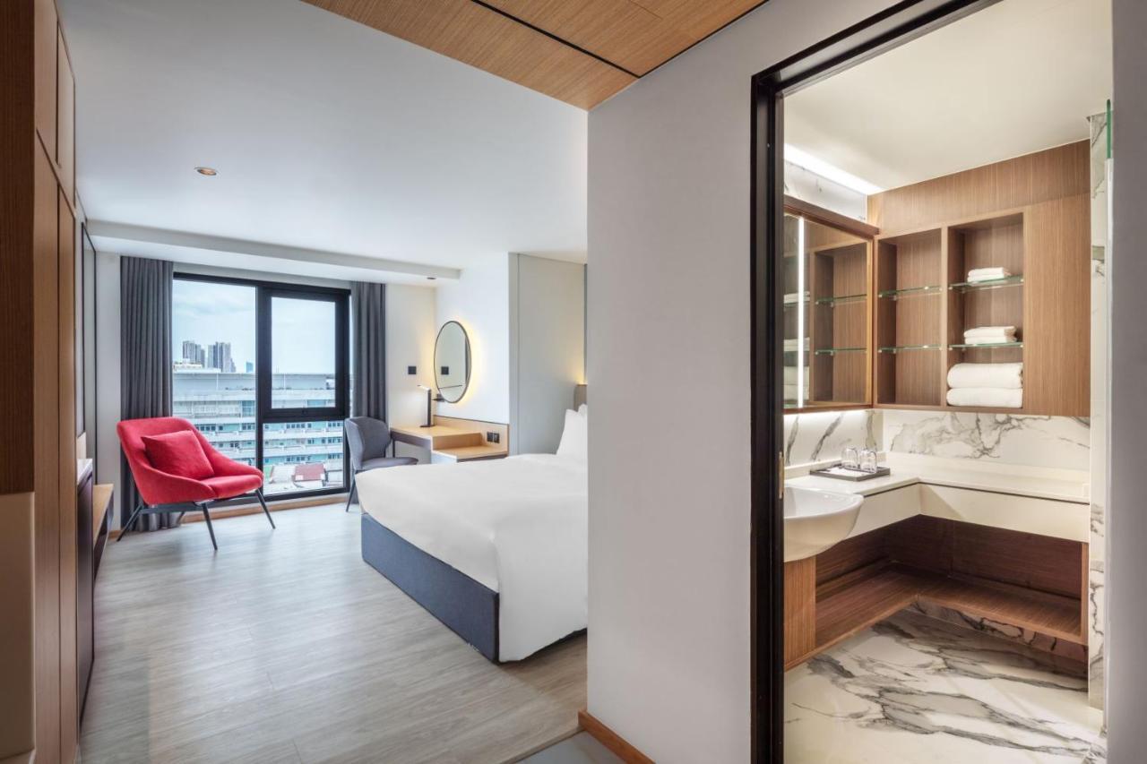 Best Western Click Sathorn 11 Bangkok Luaran gambar