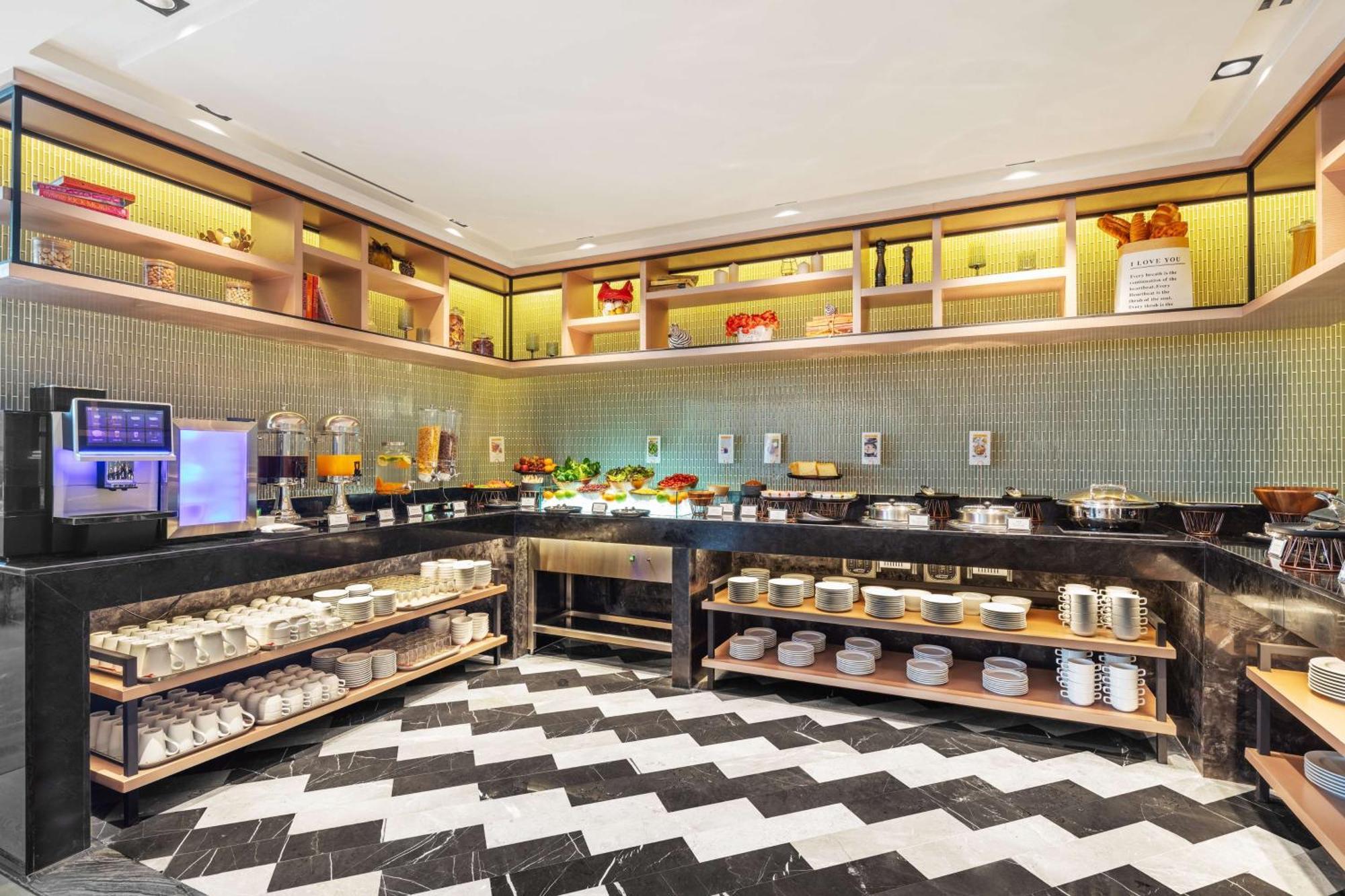 Best Western Click Sathorn 11 Bangkok Luaran gambar