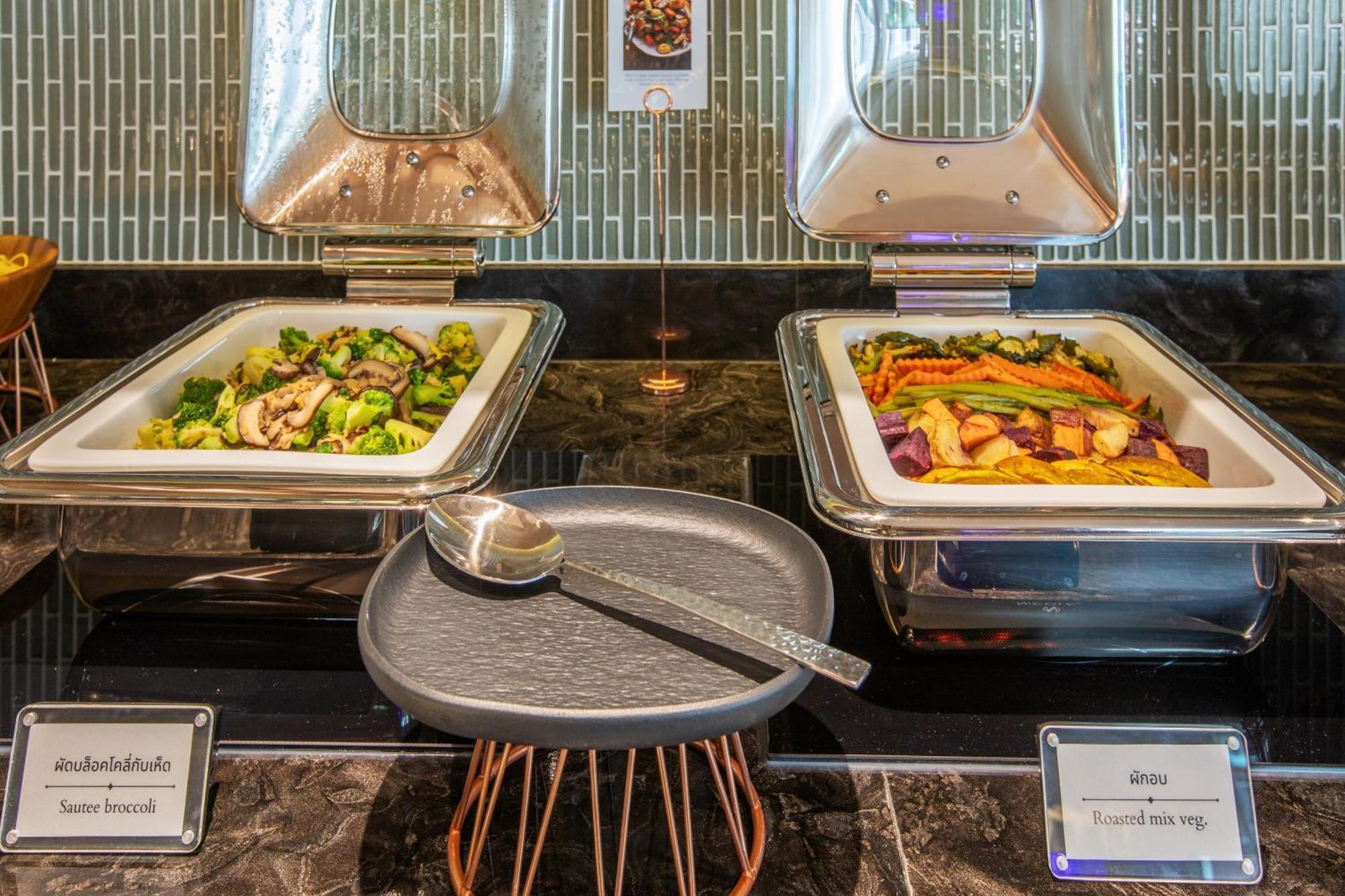 Best Western Click Sathorn 11 Bangkok Luaran gambar